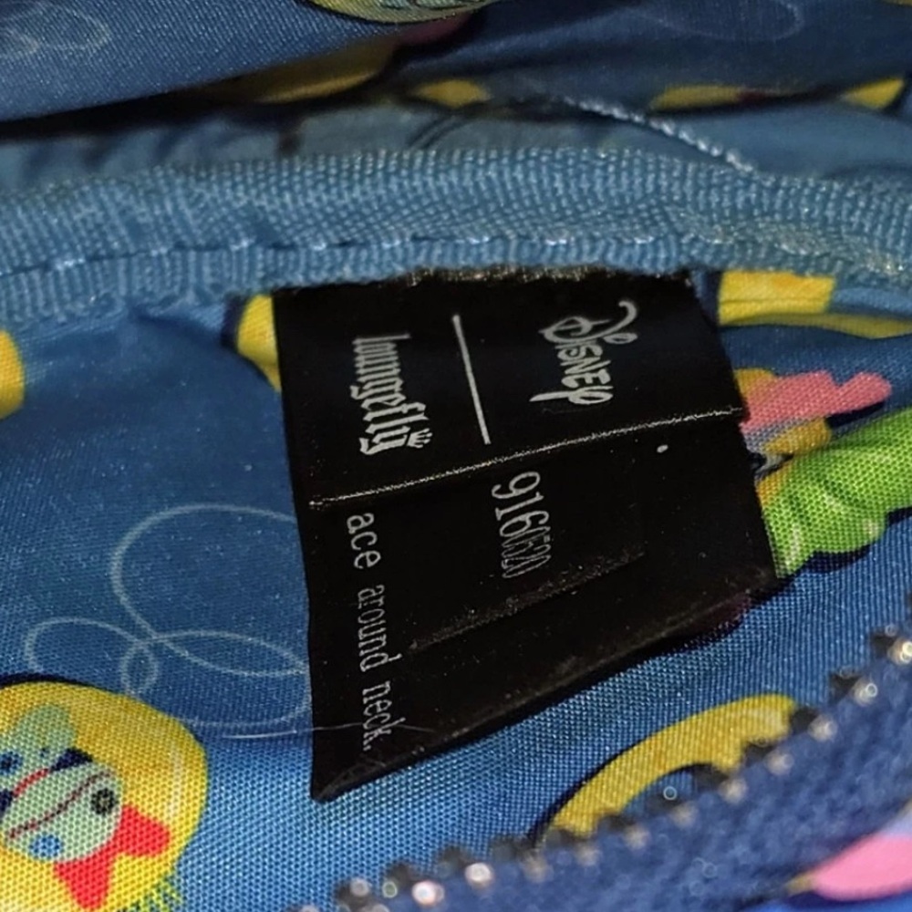 Loungefly x Disney Lilo And Stitch Pineapple Floaty Stitch Fanny Pack (HARDTAG) - Picture 7 of 15